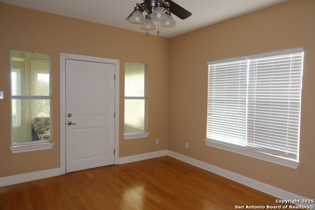Listing photo id 21 for 178 Spring Creek Cir
