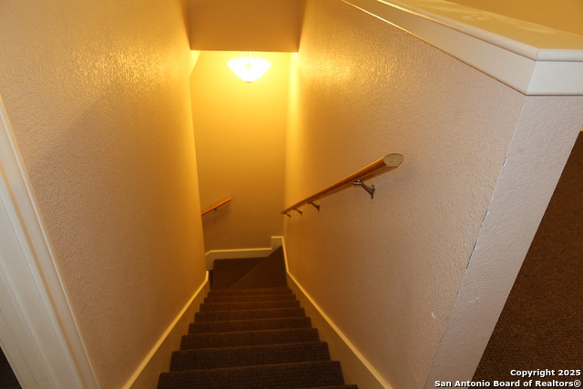 Listing photo id 26 for 178 Spring Creek Cir