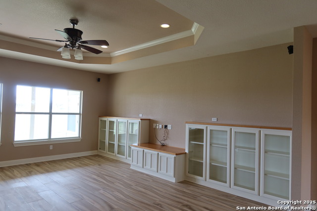 Listing photo id 3 for 178 Spring Creek Cir