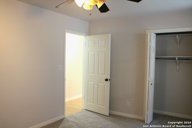 Listing photo id 11 for 1671 Dustin Cade Dr