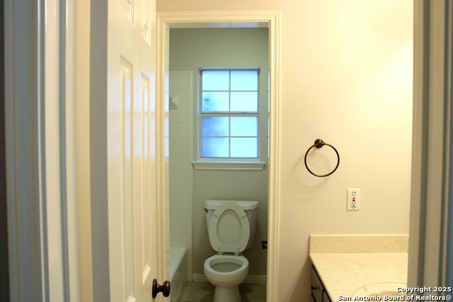Listing photo id 18 for 1671 Dustin Cade Dr