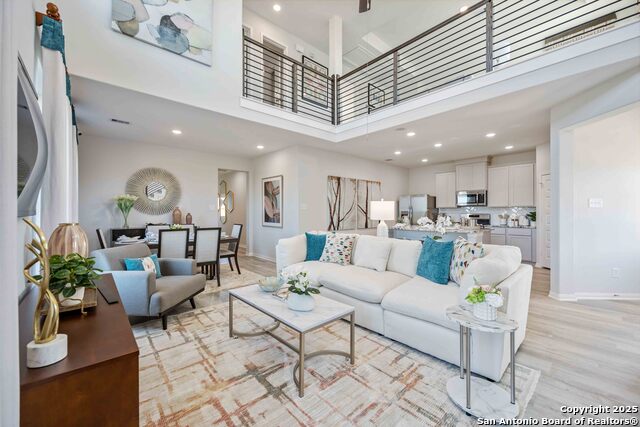 Listing photo id 1 for 11212 Schmidt Lane