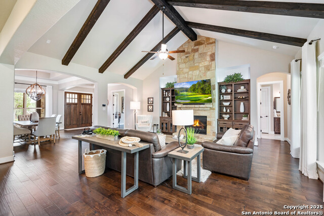 Image 10 of 40 For 2335 Geneseo Oaks