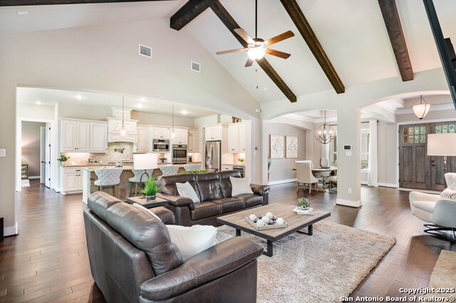 Image 11 of 40 For 2335 Geneseo Oaks