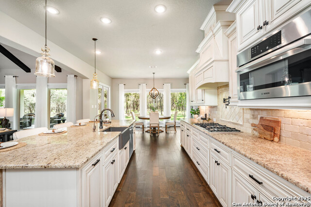 Image 14 of 40 For 2335 Geneseo Oaks