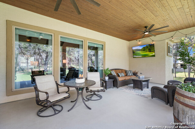 Image 35 of 40 For 2335 Geneseo Oaks