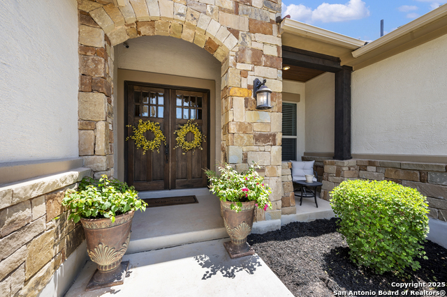 Image 5 of 40 For 2335 Geneseo Oaks