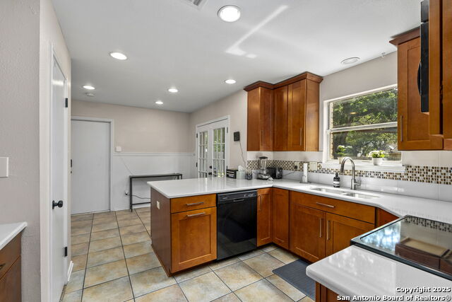 Image 7 of 28 For 7306 Park West