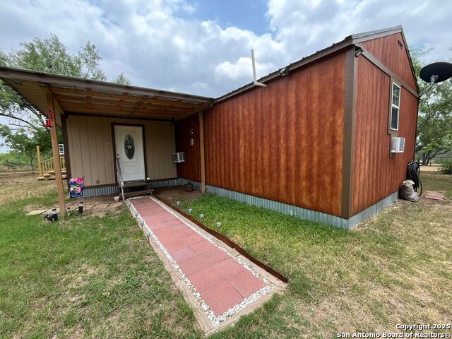 Details for 205 May  , Pleasanton, TX 78064