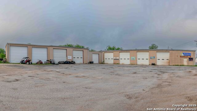 Listing photo id 4 for 101 Ham Lane