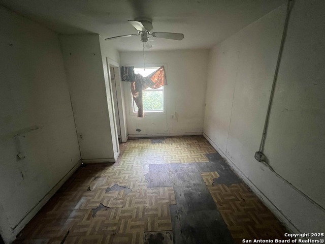 Listing photo id 2 for 436 Pace