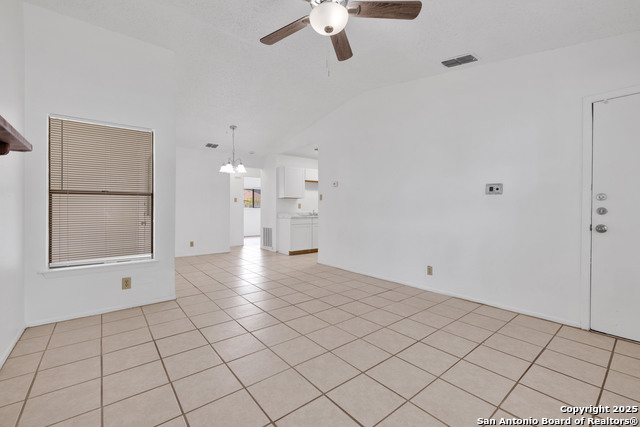 Image 4 of 16 For 9816 Village Briar