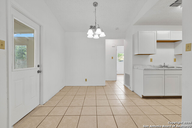 Image 6 of 16 For 9816 Village Briar