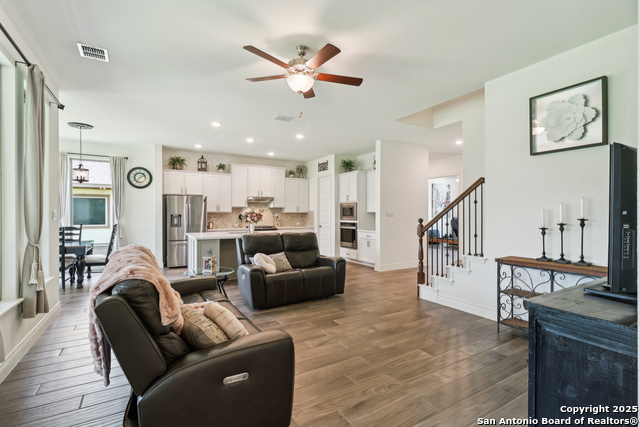 Image 8 of 69 For 9047 Graford