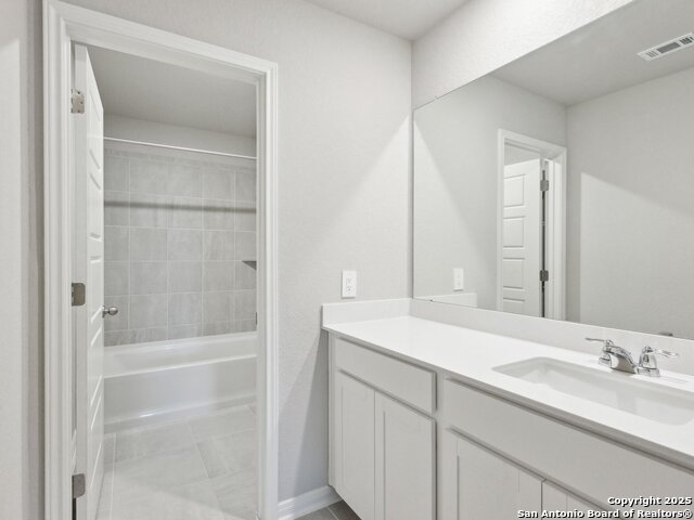 Image 25 of 27 For 11550 Cottage Point