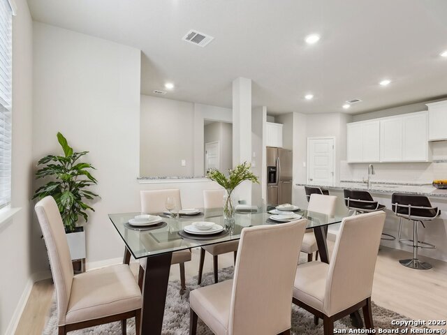 Image 4 of 27 For 11550 Cottage Point