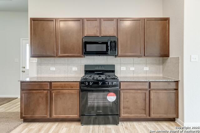 Listing photo id 9 for 21102 Jordans Ranch Way