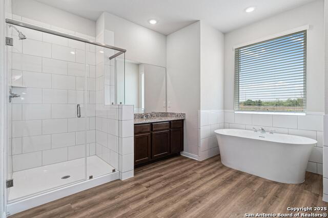 Listing photo id 15 for 21225 Jordans Ranch Way