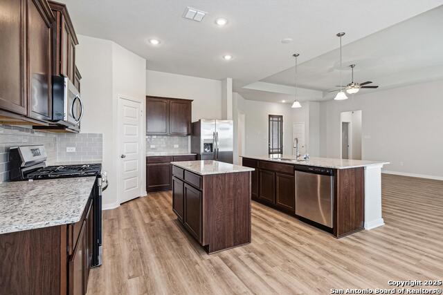 Listing photo id 6 for 21225 Jordans Ranch Way