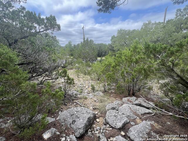 Image 8 of 10 For 9007 Fox Briar