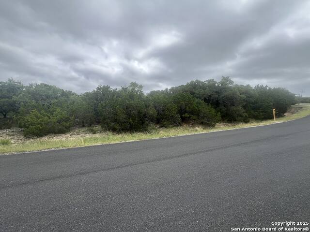Image 9 of 10 For 9007 Fox Briar