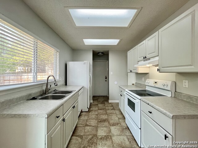 Image 11 of 35 For 611 Meadow Forge