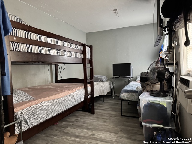 Image 9 of 13 For 749 Avenue F