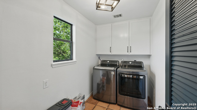 Listing photo id 40 for 1817 Kuehler