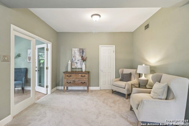 Listing photo id 25 for 15643 Cloud Top