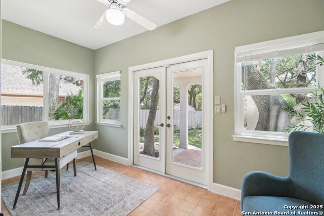 Listing photo id 26 for 15643 Cloud Top