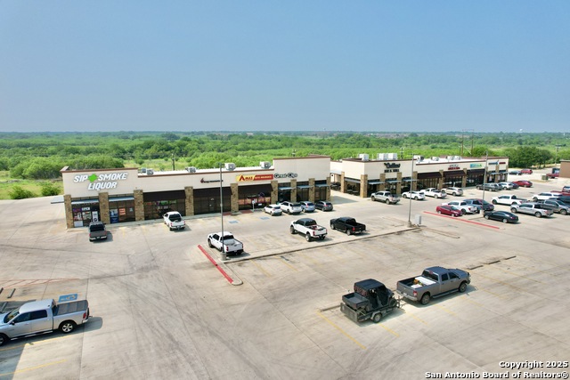 Image 2 of 14 For 2128 Oaklawn W C