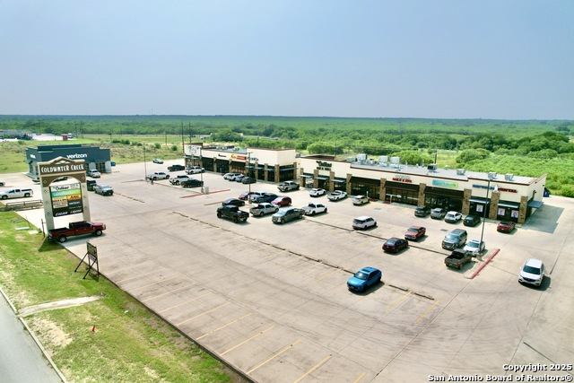 Image 3 of 14 For 2128 Oaklawn W C