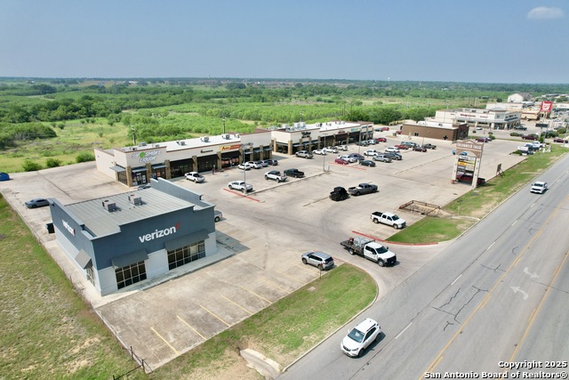 Image 4 of 14 For 2128 Oaklawn W C