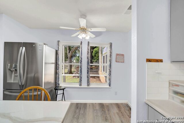 Listing photo id 14 for 222 Valley Oak