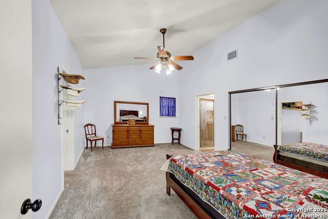 Listing photo id 16 for 222 Valley Oak