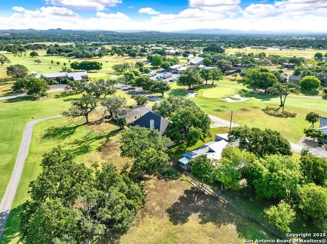 Listing photo id 30 for 222 Valley Oak