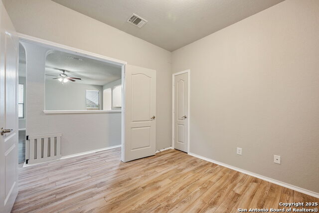 Image 17 of 26 For 5752 Ping Way