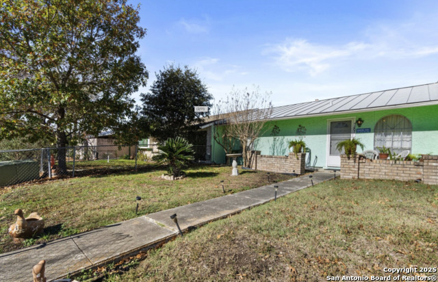 Image 2 of 17 For 7207 Glen Bay