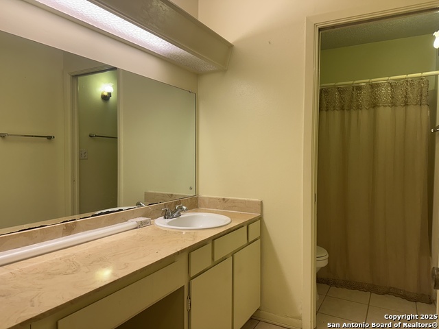 Image 6 of 17 For 7207 Glen Bay