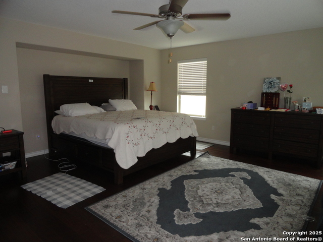 Image 12 of 30 For 23410 Woodlawn Ridge