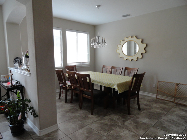 Image 4 of 30 For 23410 Woodlawn Ridge