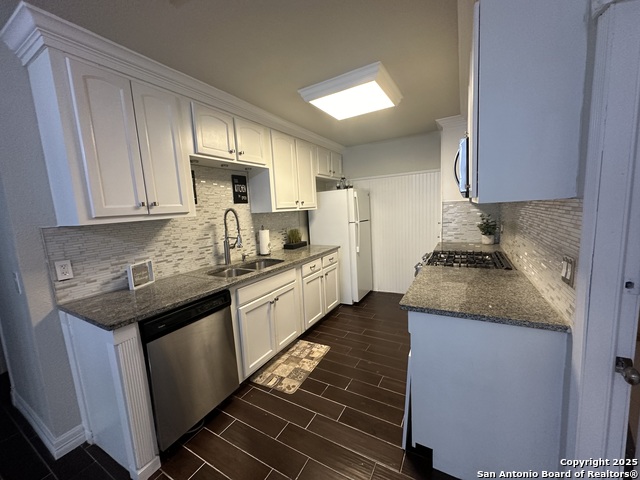 Image 3 of 10 For 9690 South Bend