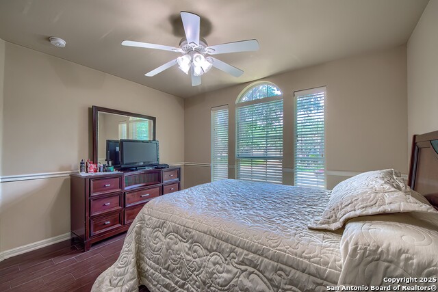 Listing photo id 20 for 1009 Oak Ridge