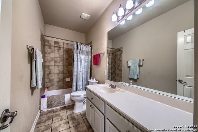 Listing photo id 21 for 1009 Oak Ridge