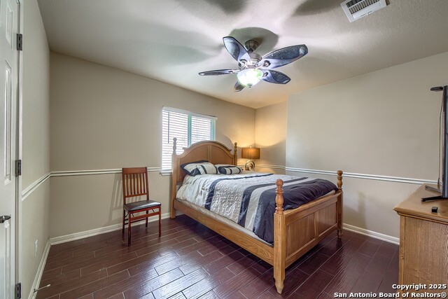 Listing photo id 22 for 1009 Oak Ridge