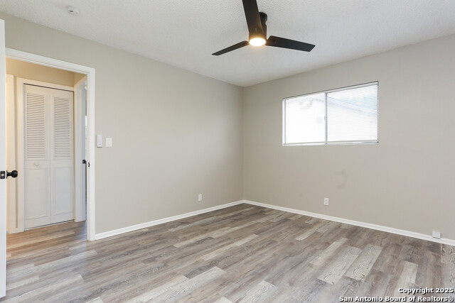 Image 15 of 22 For 7306 Glen Hart