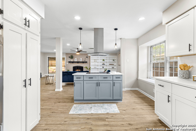 Listing photo id 11 for 371 Pike
