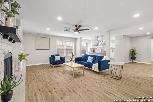 Listing photo id 13 for 371 Pike