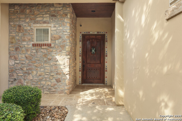 Image 3 of 20 For 22450 Viajes
