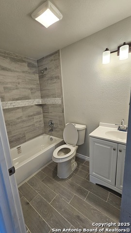 Image 13 of 25 For 2936 W Gerald Ave
